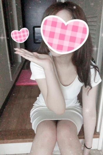 色白美人♪一目ぼれしてしまいそうな雰囲気で満たしてくれます♪