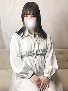 きめ細やかな白い柔肌で文句なしのぷるフワボデイ。。。